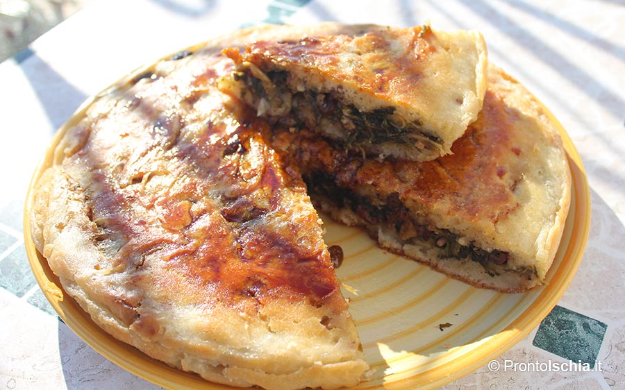 pizza di scarola alla foriana